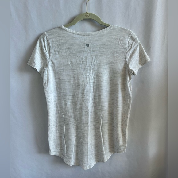 LuluLemon Love V Neck T shirt - Picture 2 of 4